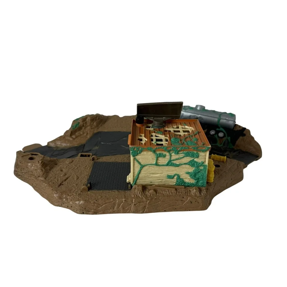 Jurassic Park The‎ Lost World Site B Fuel Depot Playset Matchbox 1997
